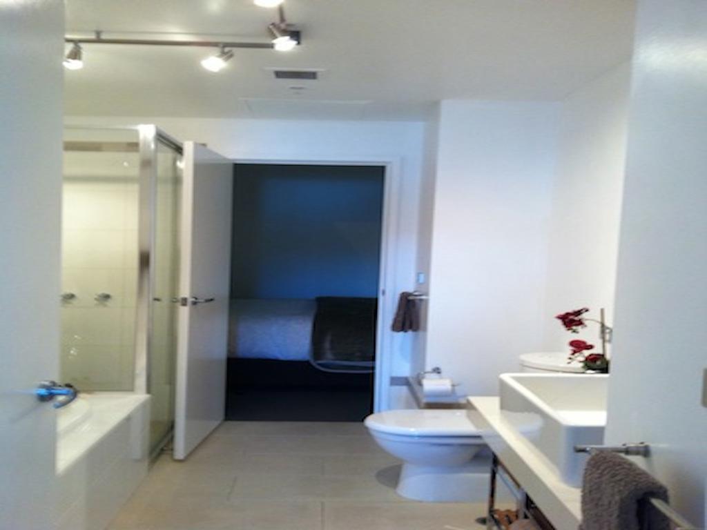 Flinders Wharf Apartments Melbourne Room photo